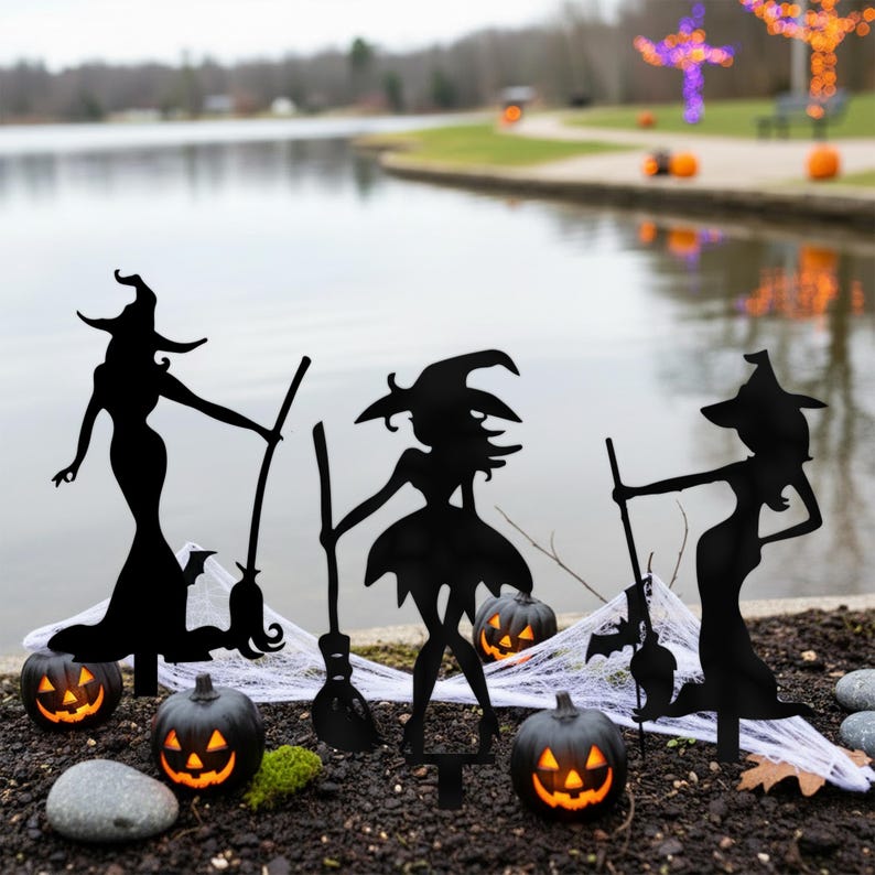 Silhouette de Sorcière Piquet de Jardin Résistant aux Intempéries avec Balai Décoration Halloween Extérieure