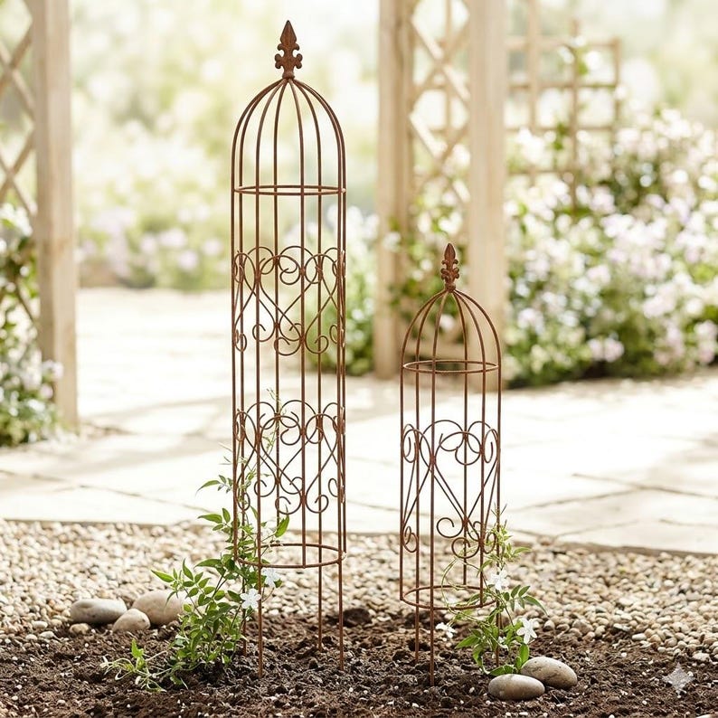 Treillis Obélisque Métal Lot de 2 avec Décor Coeur, Jardin Balcon Terrasse