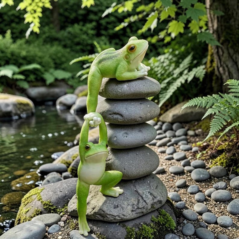 Figurines de grenouilles suspendues en résine pour jardin extérieur, lot de 2 décorations d'arbre fantaisistes