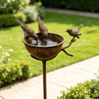 Bain d'oiseaux sur piquet en fer forgé rouillé pour jardin - Décoration de jardin avec sculpture d'oiseau