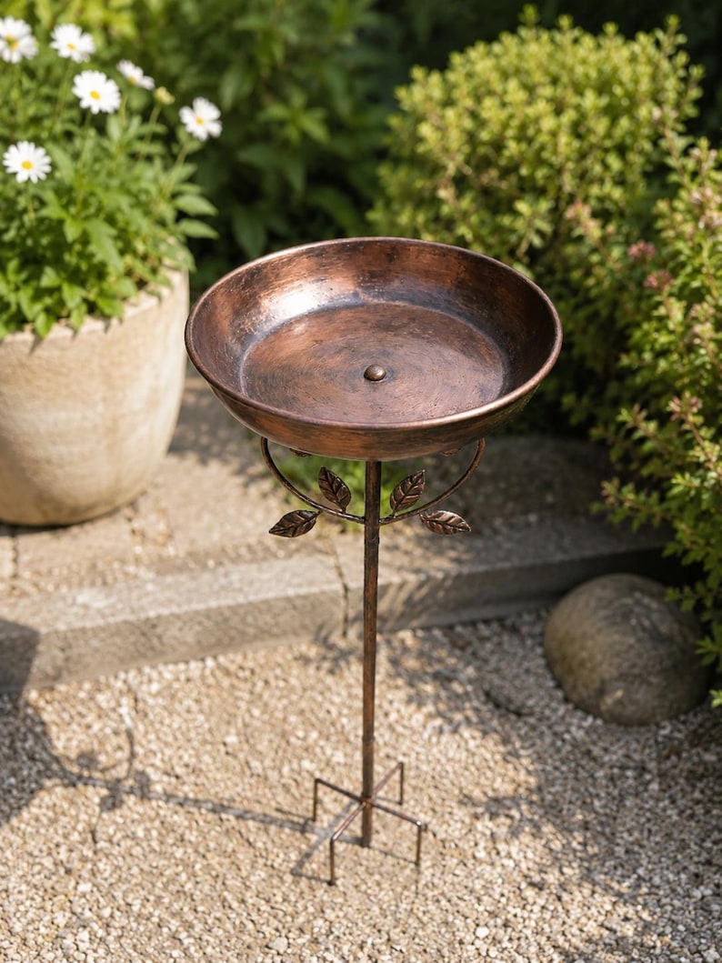 Bain d'oiseaux vintage en métal avec piquet pour jardin, hauteur 76 cm, diamètre 24,2 cm