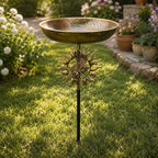 Bain d'oiseaux vintage en métal avec vasque bronze et papillon, sur pied pour jardin, terrasse et pelouse