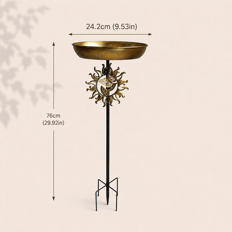 Bain d'oiseaux vintage en métal avec vasque bronze et papillon, sur pied pour jardin, terrasse et pelouse