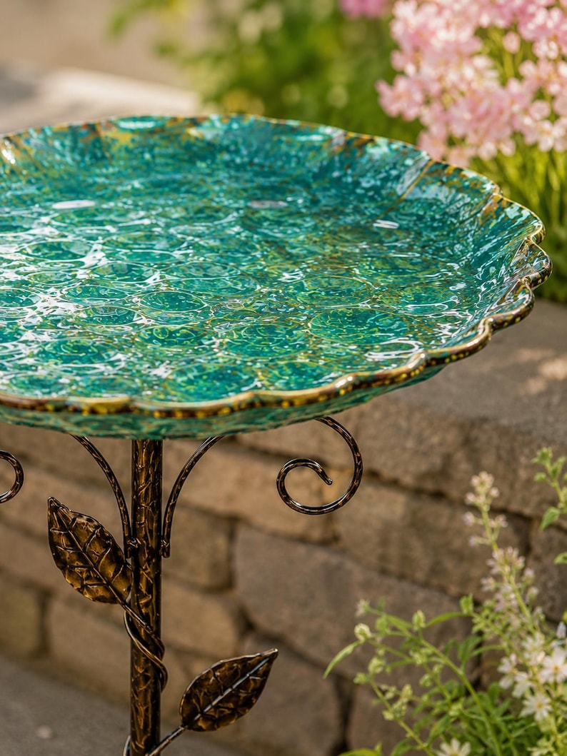 Bain d'oiseaux en métal avec piquet, bol d'eau pour jardin, pelouse, terrasse, parc, vert