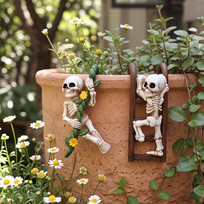 Ensemble de 2 Supports pour Pots de Fleurs en Résine Squelette Grimpant Halloween