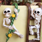 Ensemble de 2 Supports pour Pots de Fleurs en Résine Squelette Grimpant Halloween