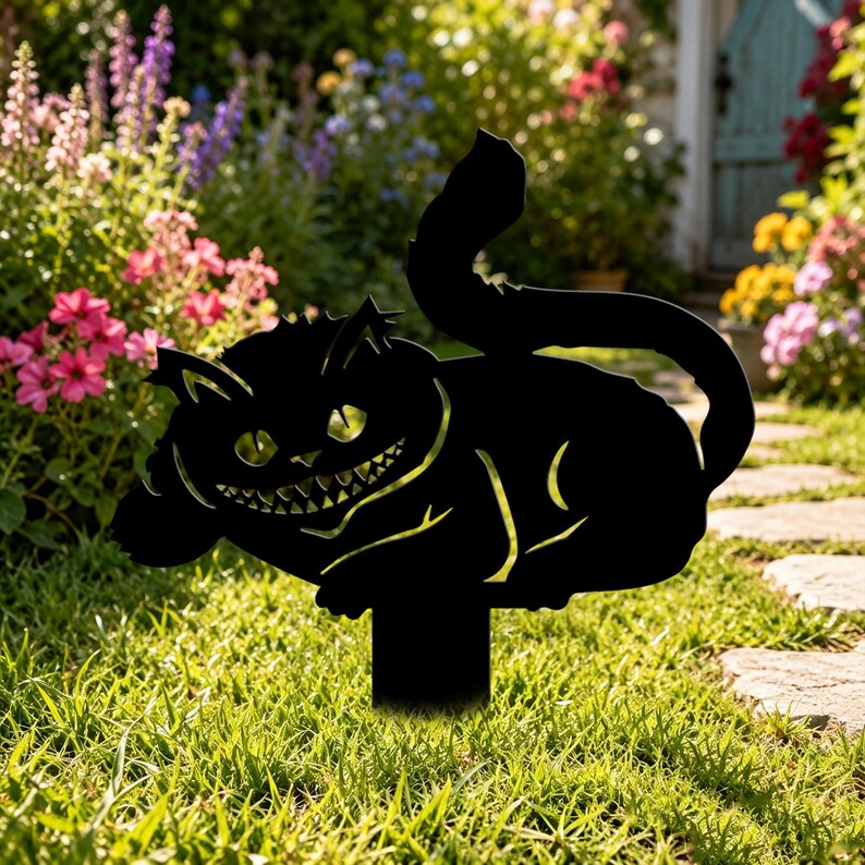 Chat du Cheshire Piquet de Jardin en Métal, Silhouette Féline Souriante, Ornement Décoratif pour Jardin et Terrasse, Tailles Multiples
